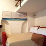 Monolocale Con Veranda E Giardino A Rio Marina