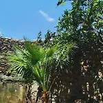Monolocale Con Veranda E Giardino A Apartman Rio Marina
