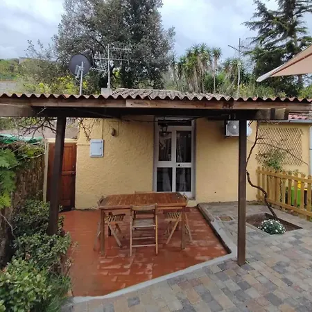 Monolocale Con Veranda E Giardino A Appartamento Rio Marina