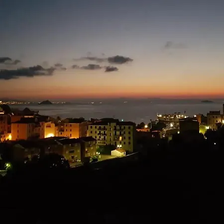 Appartamento Monolocale Con Veranda E Giardino A *