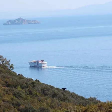 Monolocale Con Veranda E Giardino A * Rio Marina