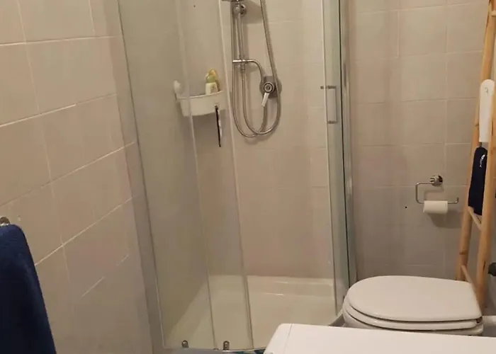 Apartament Monolocale Con Veranda E Giardino A