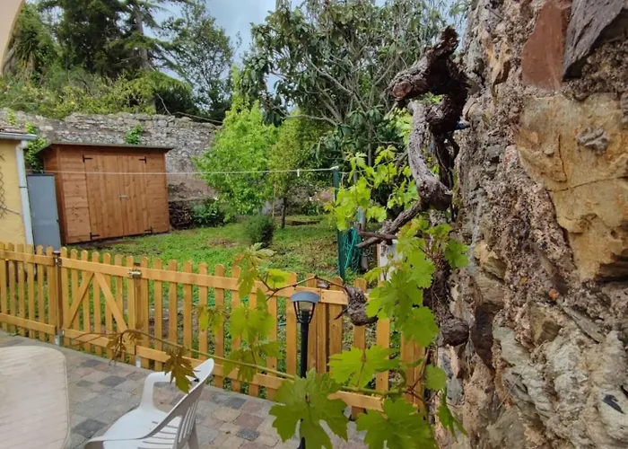 Monolocale Con Veranda E Giardino A Apartament Rio Marina