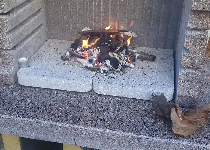 아파트 Monolocale Con Veranda E Giardino A