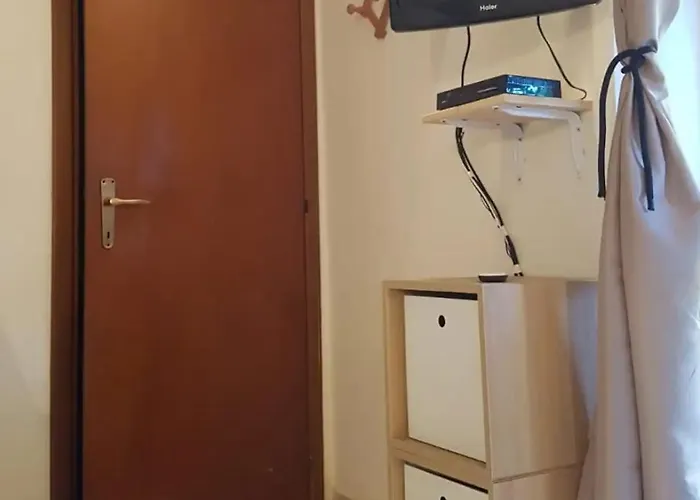 Monolocale Con Veranda E Giardino A * 리오마리나