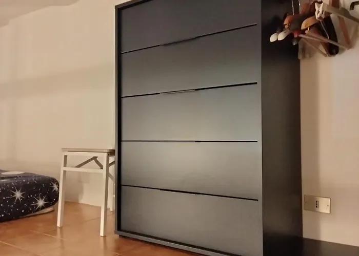 Monolocale Con Veranda E Giardino A